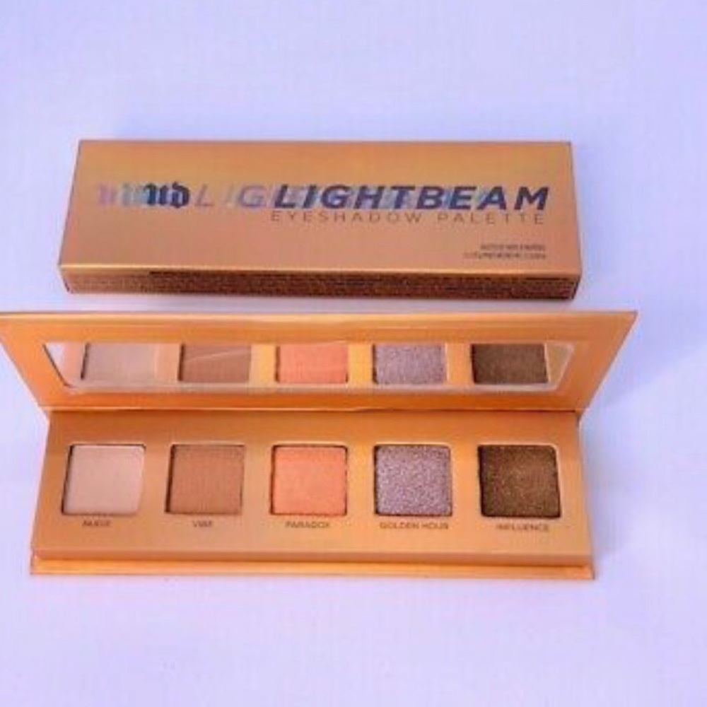 Urban Decay Lightbeam Eyeshadow 💕🌸💓